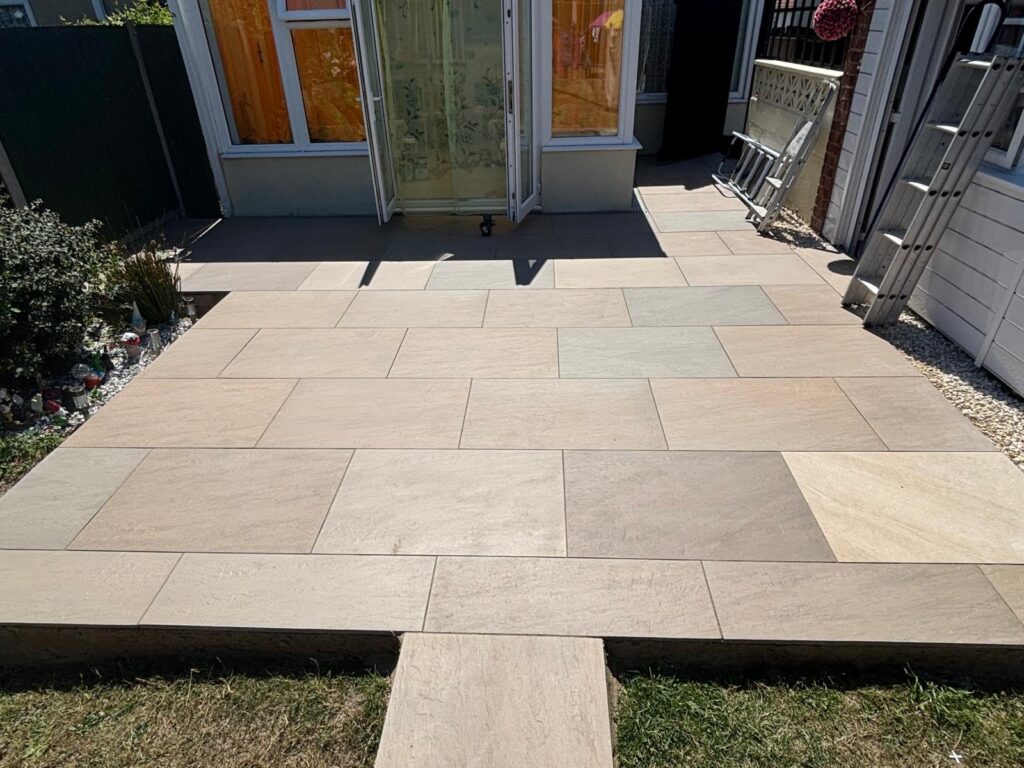 Large porcelain patio paving in multi-toned natural colours – garden landscaping Essex